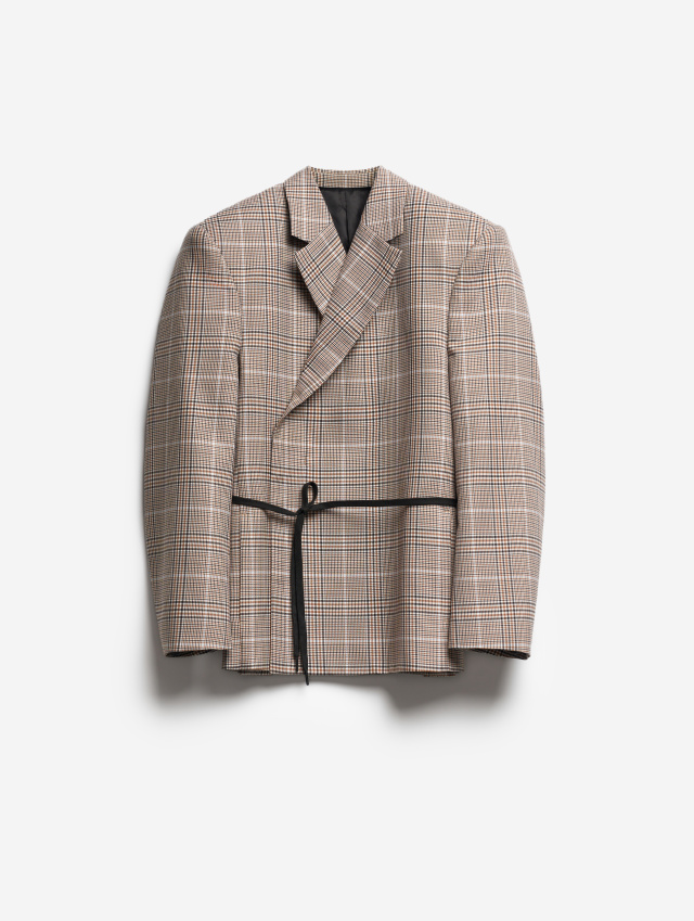 Пиджак плоского кроя