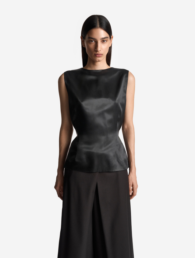 Костюмный жилет 