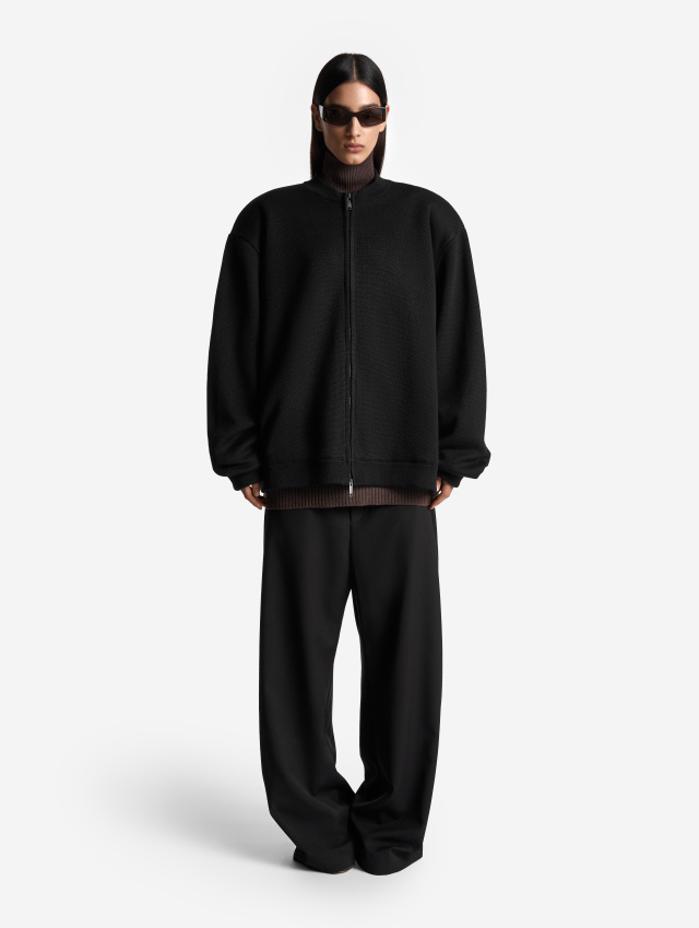 Вязаный бомбер