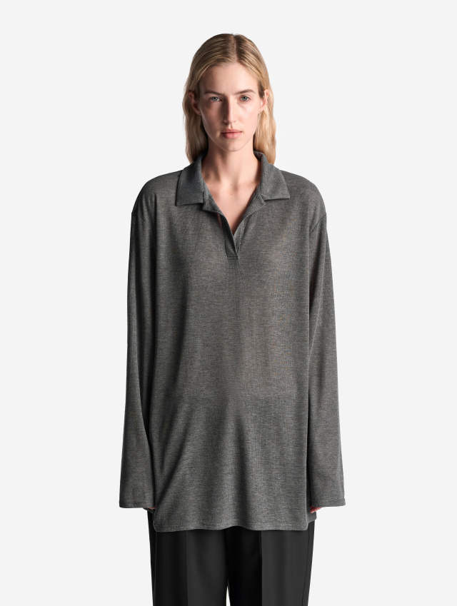 Тонкий трикотажный лонгслив поло