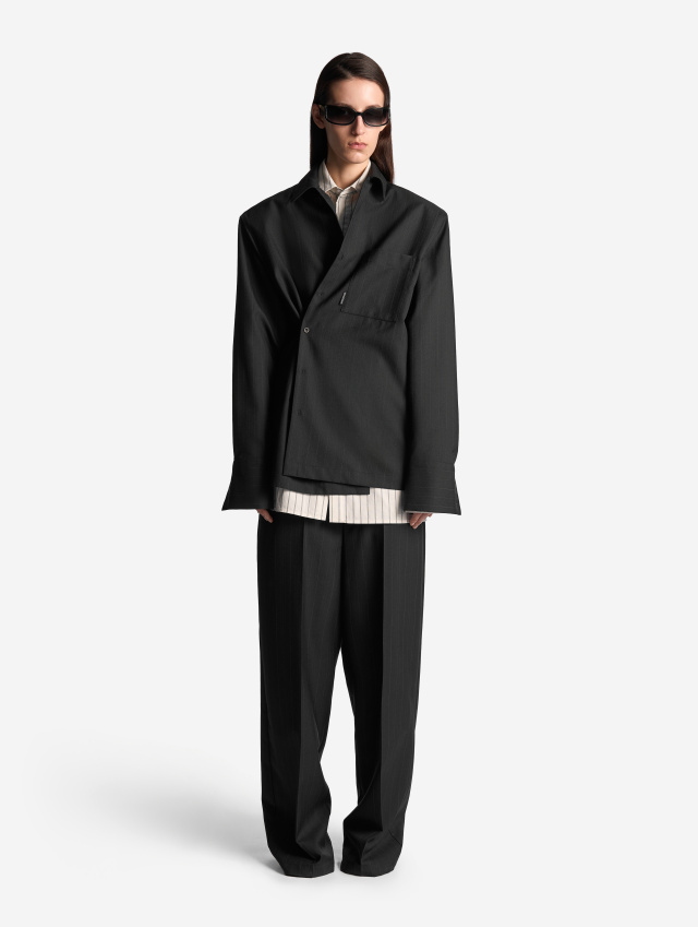 Классические брюки в полоску