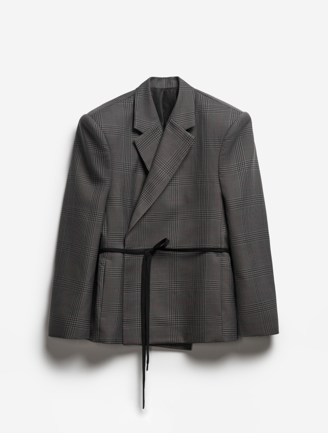 Пиджак плоского кроя