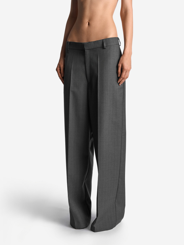 Классические брюки в полоску