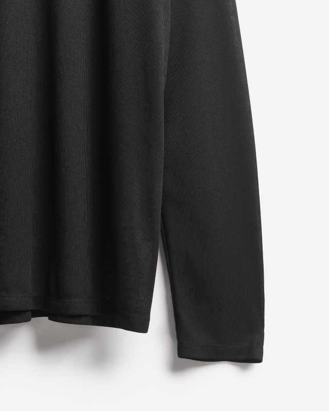 Тонкий трикотажный лонгслив