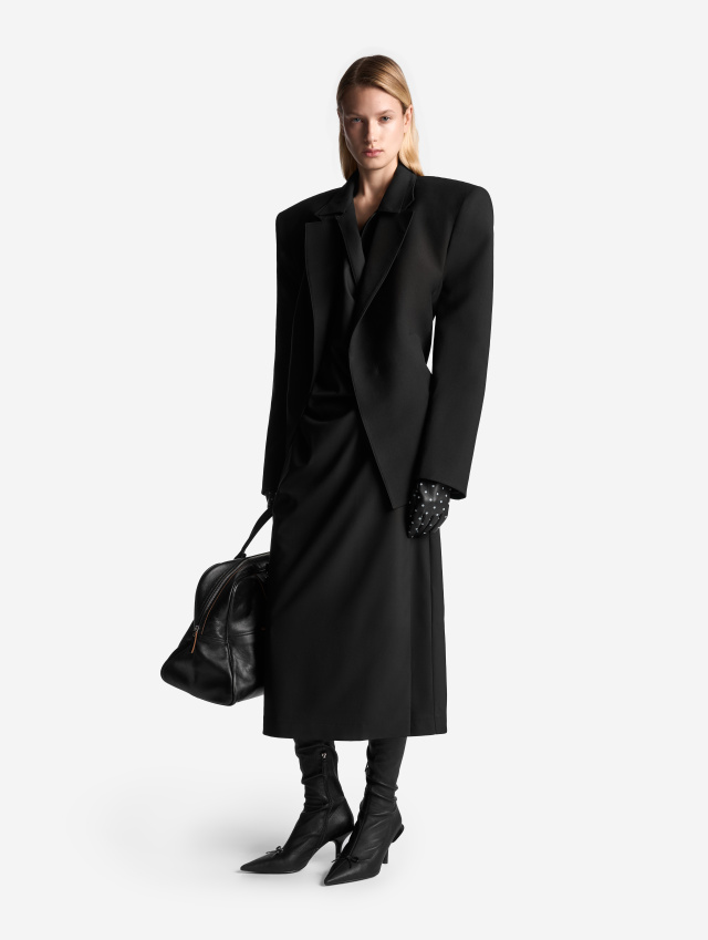 Пиджак плоского кроя 