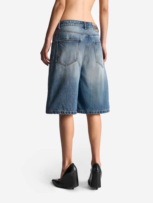 Джинсовые шорты