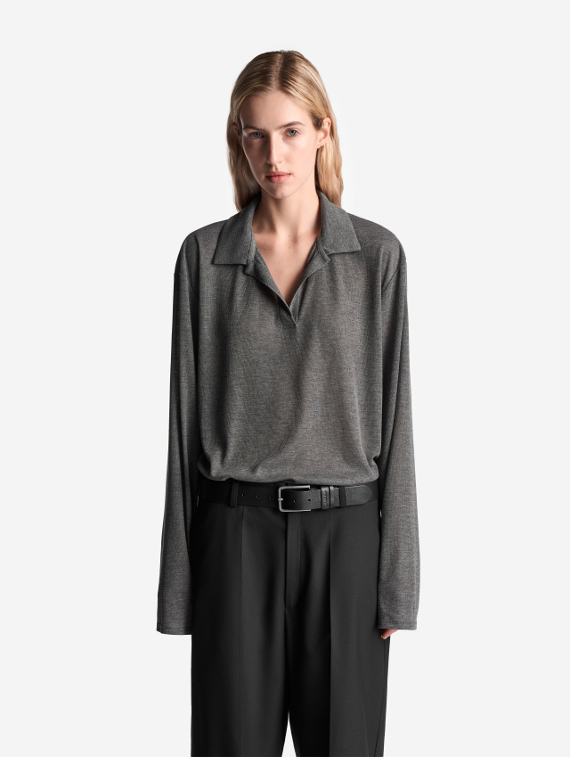 Тонкий трикотажный лонгслив поло