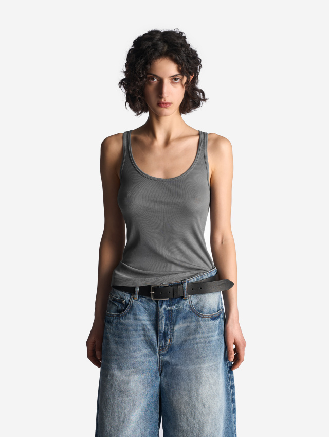 Тонкая трикотажная майка-топ