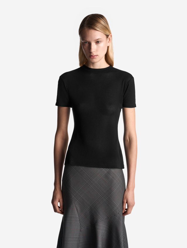 Футболка из тонкого трикотажа