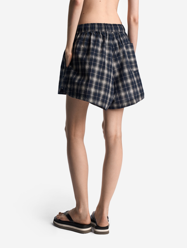 Шорты из жатого ситца