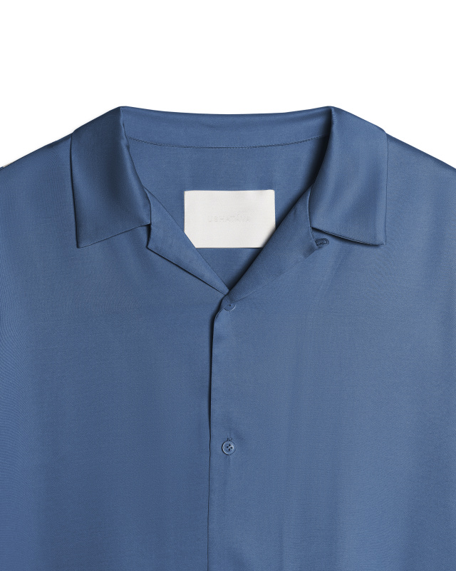 Рубашка из вискозы с коротким рукавом